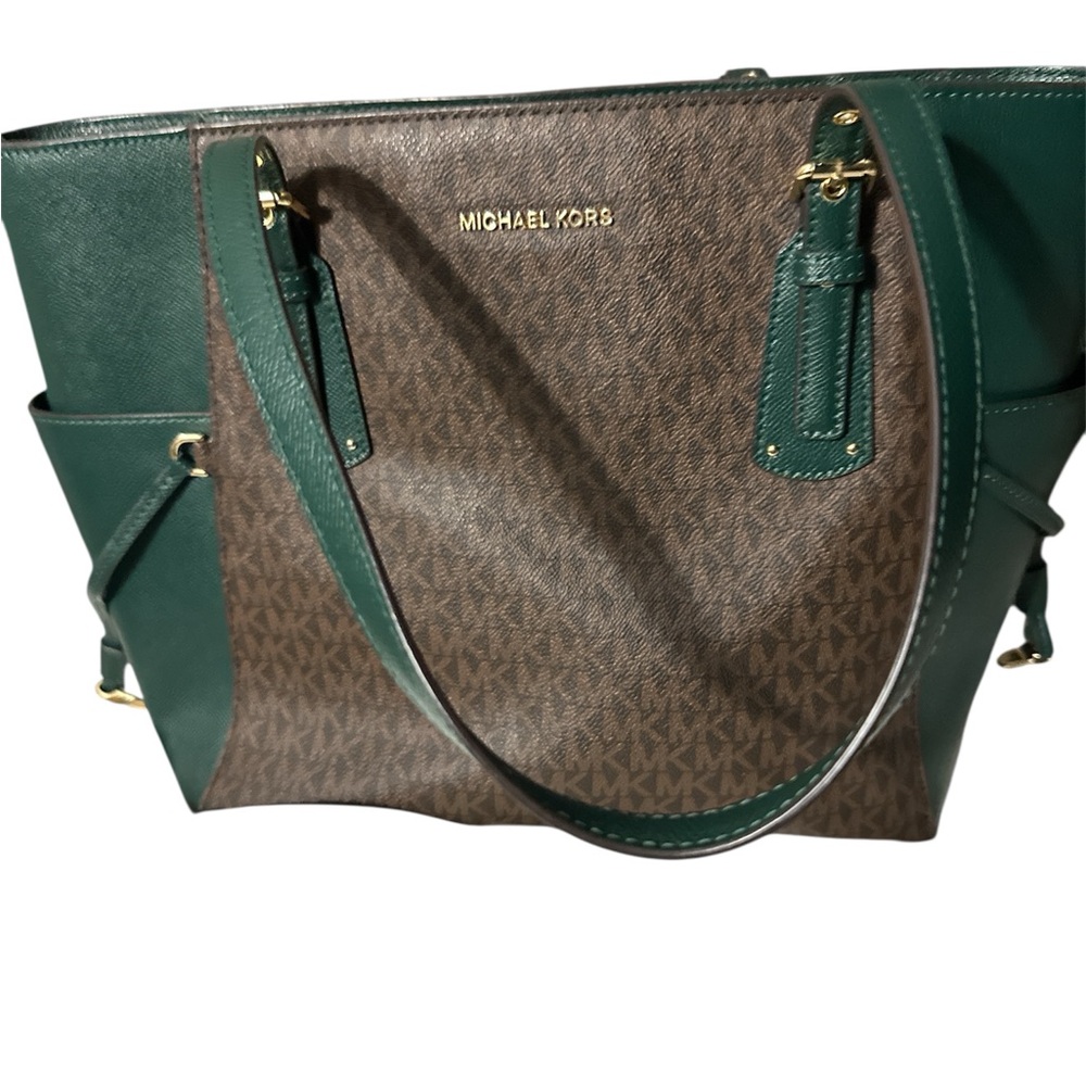 Michael Kors Green and Brown leather tote Bag feet nice size only one call out